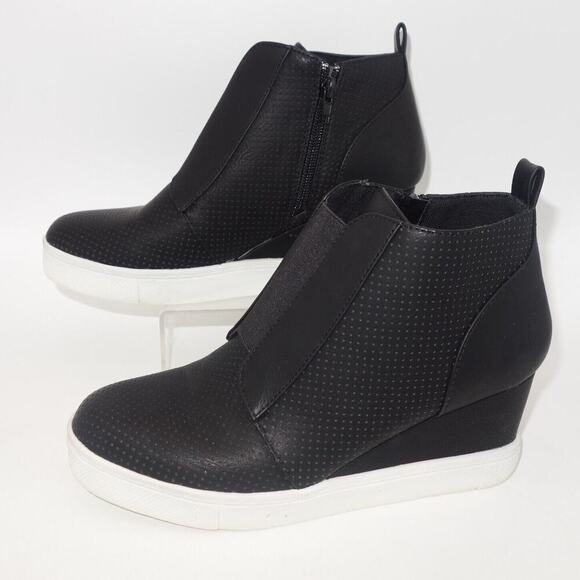 NEW Athlefit Women's 8.5  Black Wedge Sneakers Hidden Heel Platform - Picture 1 of 8